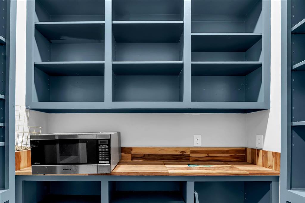 Dequincy, Louisiana, 70633, United States, 5 Bedrooms Bedrooms, ,4 BathroomsBathrooms,Residential,For Sale,1984141