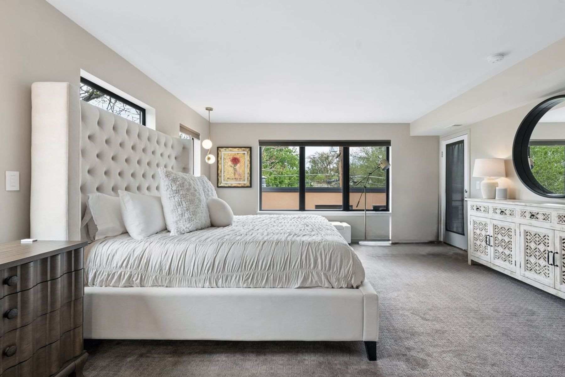  Sleek contemporary home - 物件實景
