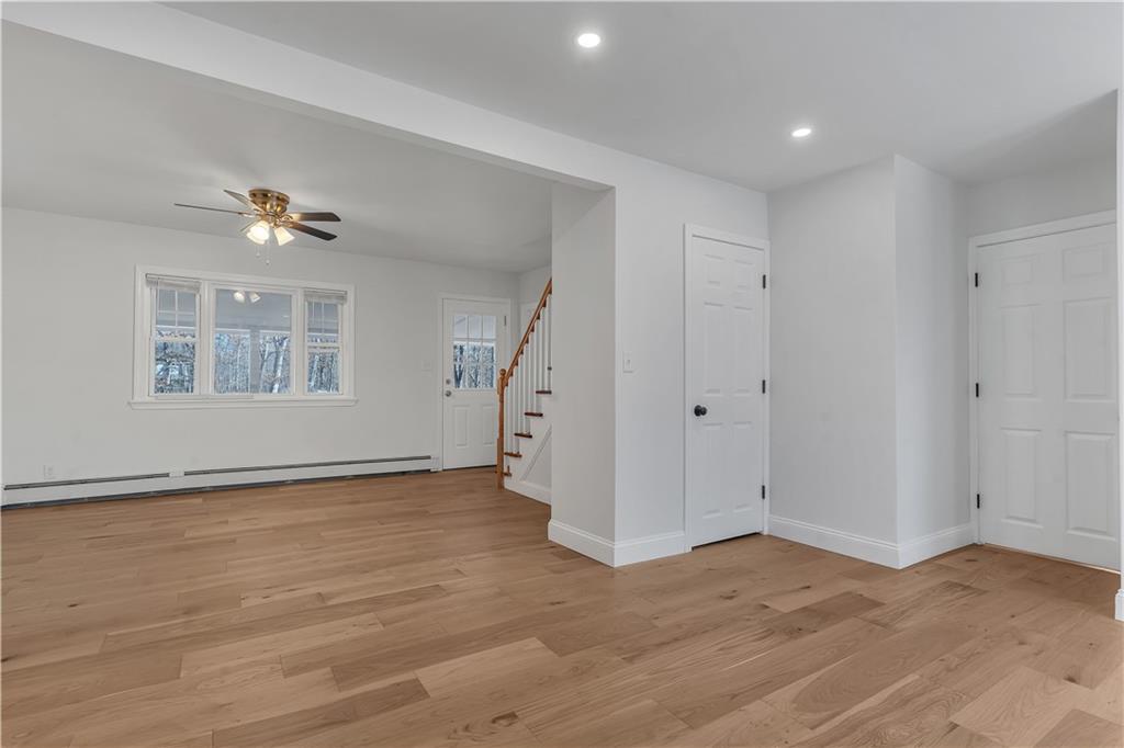 Burrillville, Rhode Island, 02859, United States, 5 Bedrooms Bedrooms, ,3 BathroomsBathrooms,Residential,For Sale,2008536