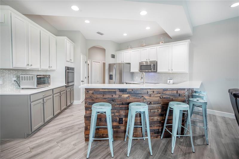 8234 Snowy Egret Place, Bradenton, Florida, 34202, United States, 5 Bedrooms Bedrooms, ,3 BathroomsBathrooms,Residential,For Sale,8234 Snowy Egret Place,1087484