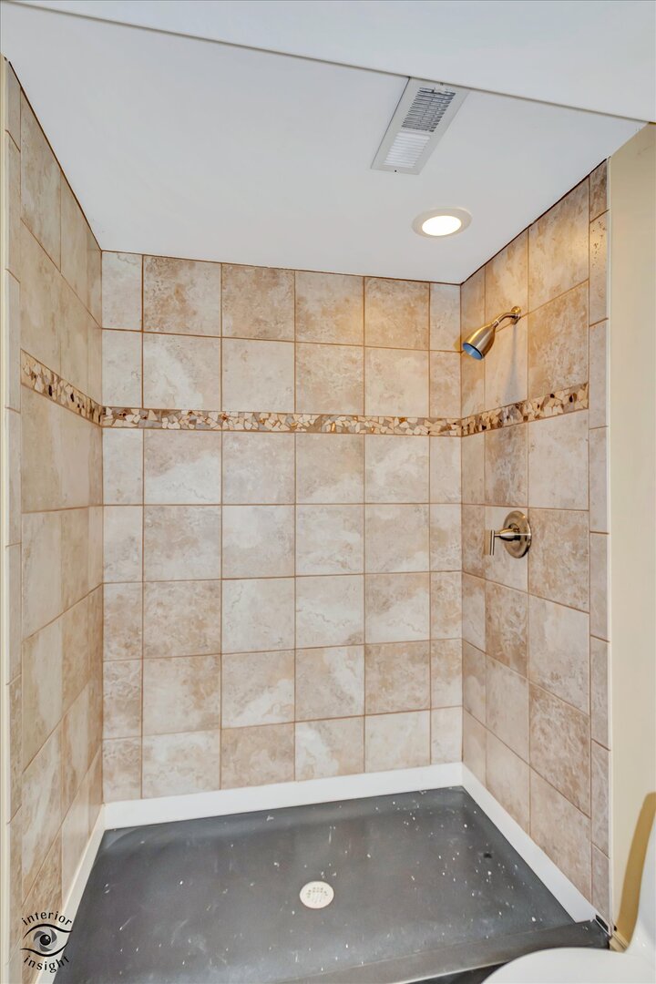 Homer Glen, Illinois, 60491, United States, 4 Bedrooms Bedrooms, ,4 BathroomsBathrooms,Residential,For Sale,2005636