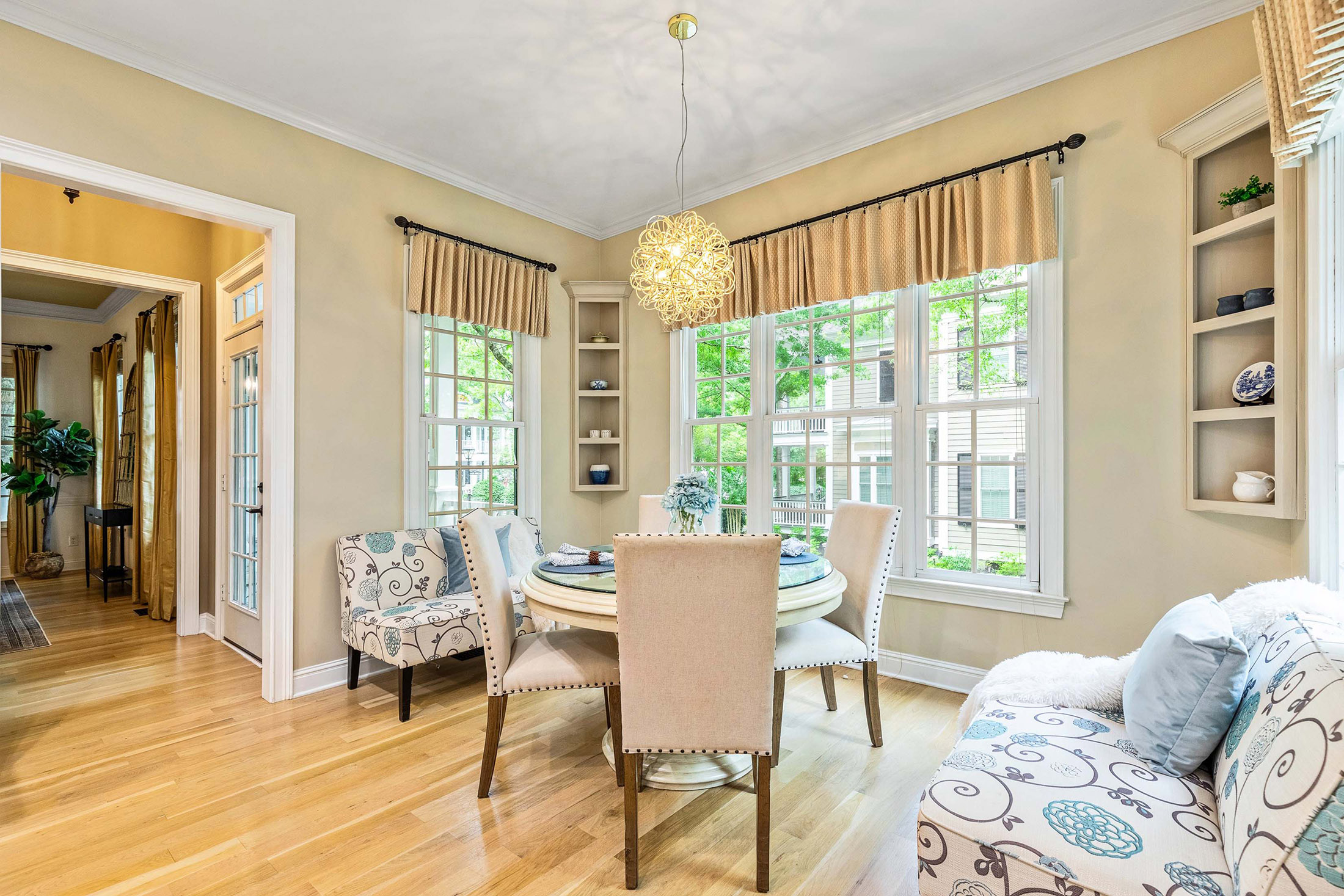  Lovely Home on Large Parkside Estate Lot in Beautiful North Cove - 物件實景