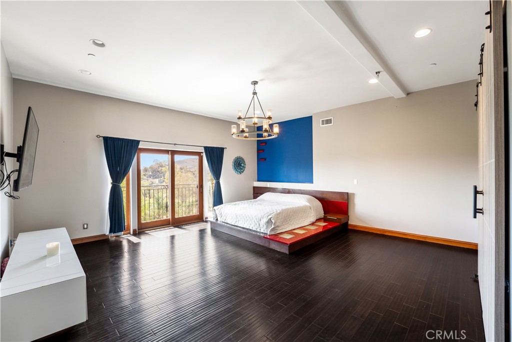 Calabasas, California, 91302, United States, 4 Bedrooms Bedrooms, ,4 BathroomsBathrooms,Residential,For Sale,1856479