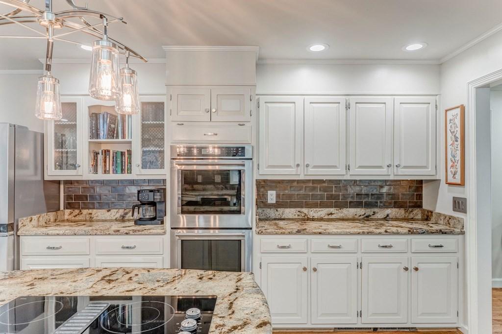 DALTON, Georgia, 30720, United States, 4 Bedrooms Bedrooms, ,4 BathroomsBathrooms,Residential,For Sale,1989438