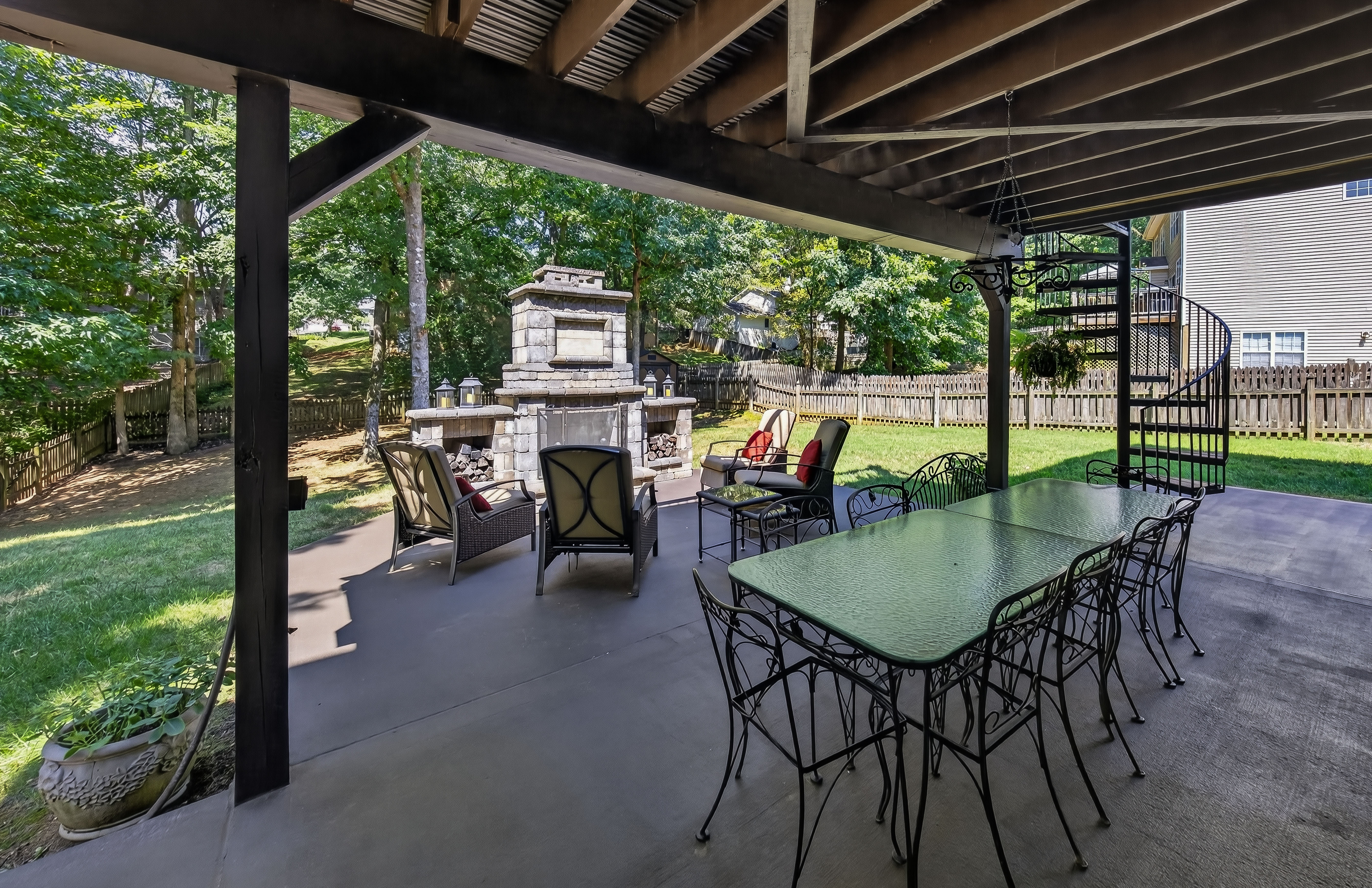  8821 Nubbin Ridge Road, Knoxville, TN 37923 - 物件實景