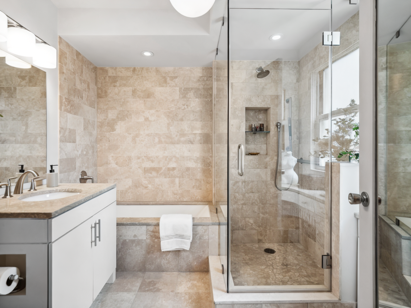 New York City, New York, 10028, United States, 4 Bedrooms Bedrooms, ,4 BathroomsBathrooms,Residential,For Sale,1784473
