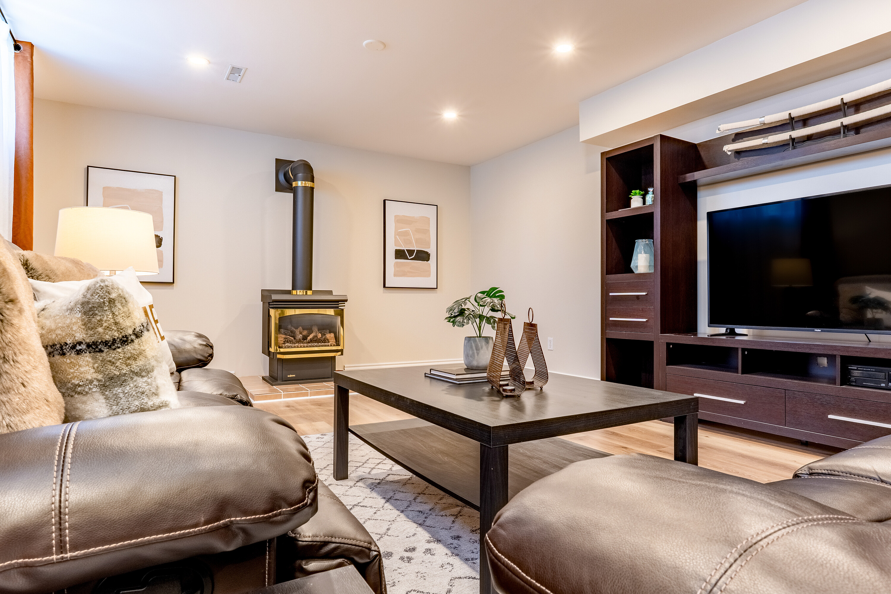  Raised Bungalow with Pool - 物件實景