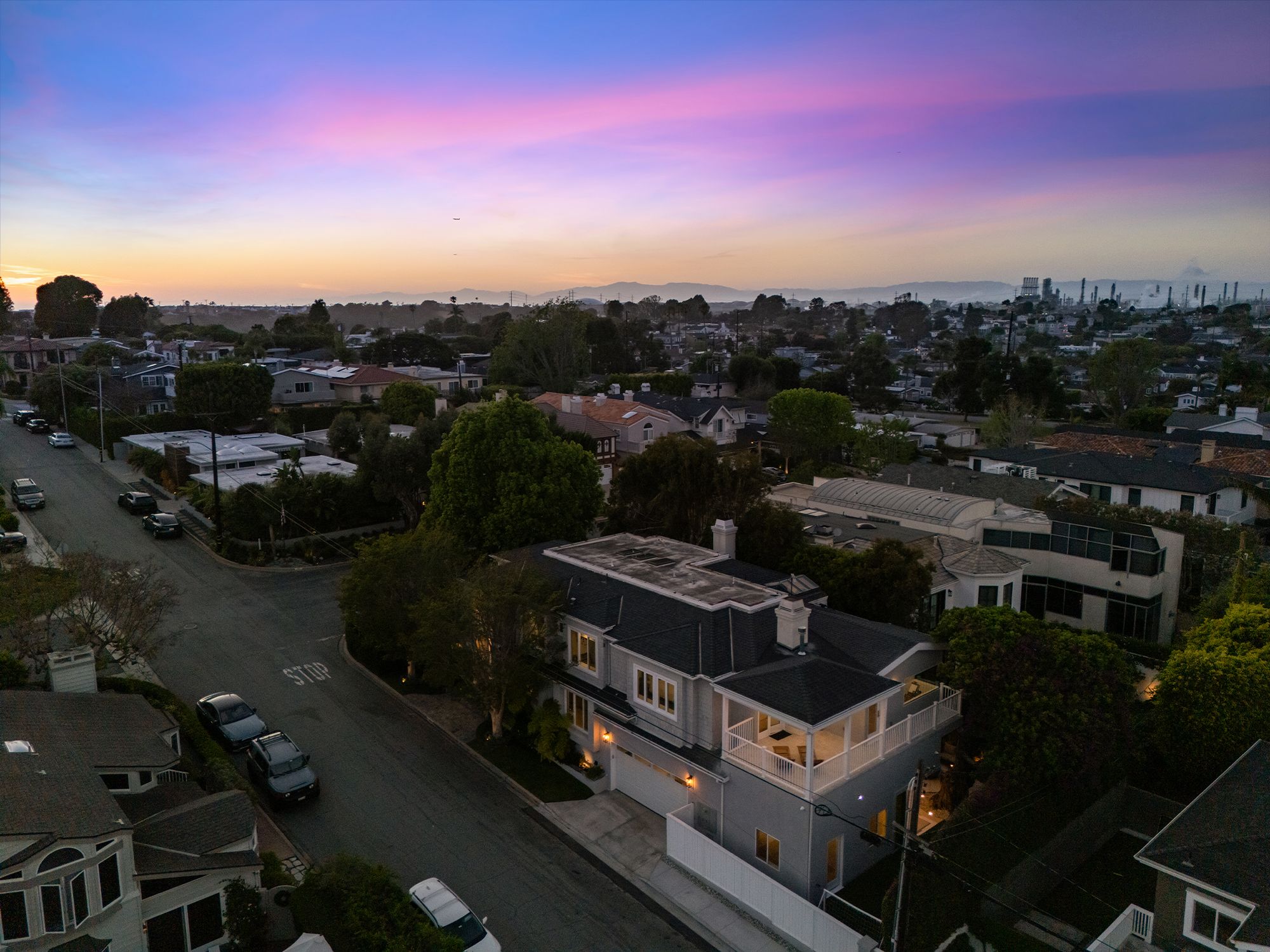  2300 John Street, Manhattan Beach, CA 90266 - 物件實景