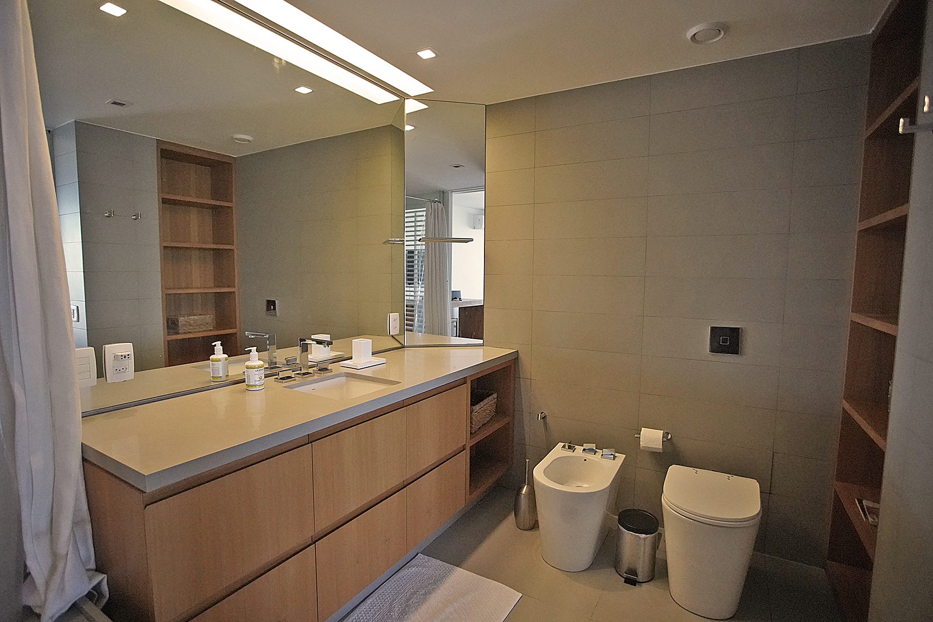  Single-level penthouse with direct ocean views in Jardim Oceânico - 物件實景