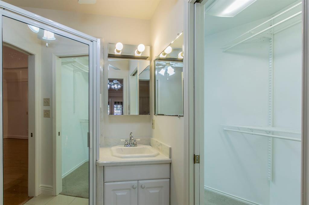 Ovilla, Texas, 75154, United States, 4 Bedrooms Bedrooms, ,4 BathroomsBathrooms,Residential,For Sale,2005791