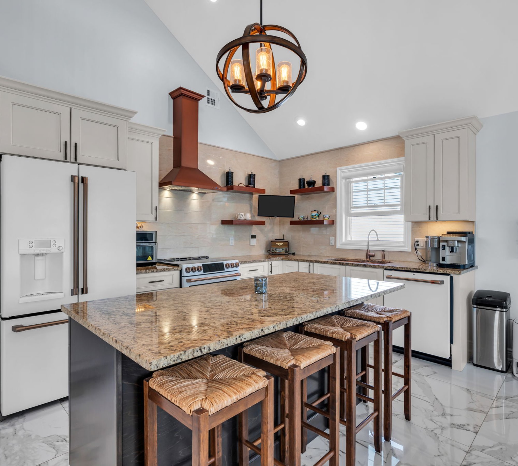  Custom Home in Windsor Park - 物件實景
