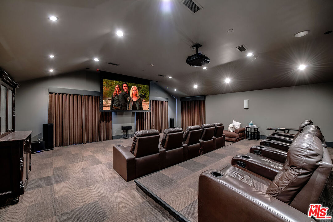 Los Angeles, California, 90077, United States, 5 Bedrooms Bedrooms, ,7 BathroomsBathrooms,Residential,For Sale,1827640
