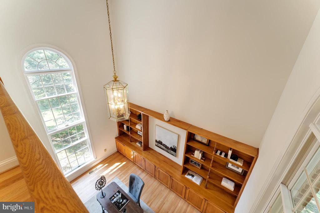 Great Falls, Virginia, 22066, United States, 5 Bedrooms Bedrooms, ,5 BathroomsBathrooms,Residential,For Sale,1900616