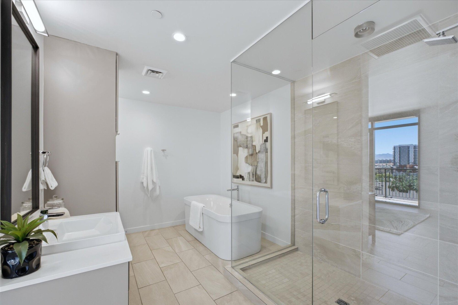  200 W Portland Street  Phoenix, AZ - 物件實景