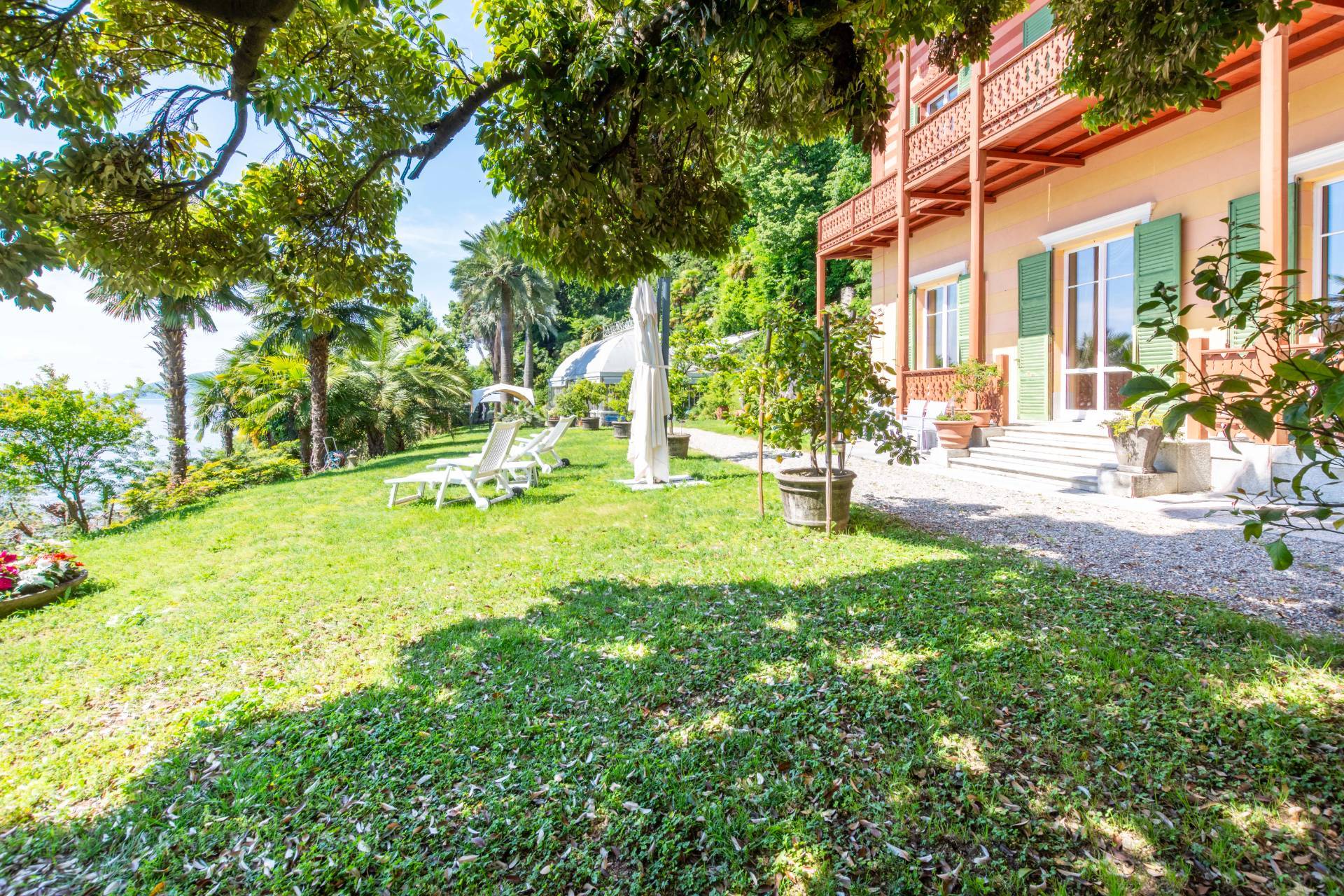 Ghiffa, Verbano-Cusio-Ossola, 28055, IT, 9 Bedrooms Bedrooms, ,11 BathroomsBathrooms,Residential,For Sale,1829137