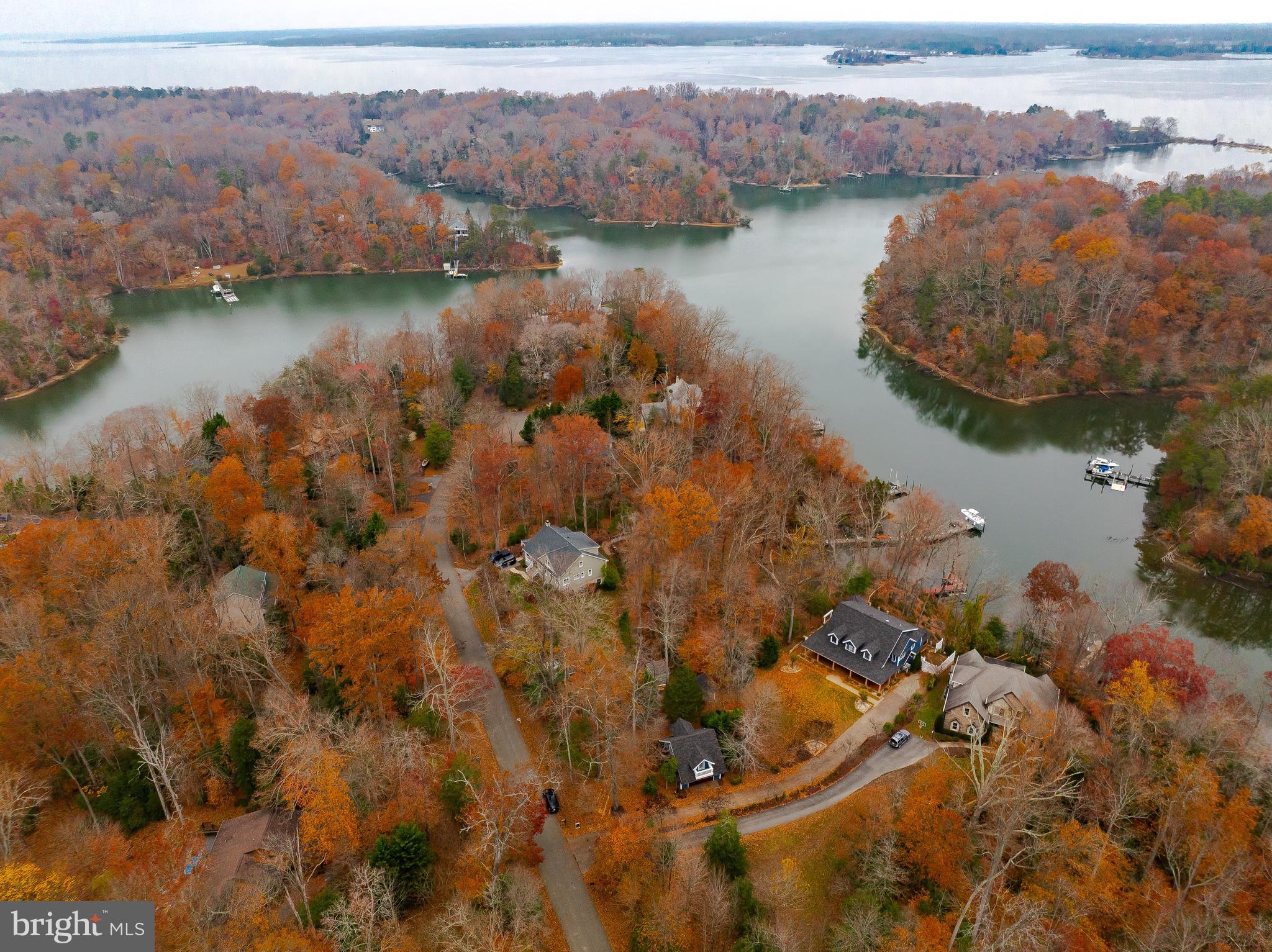 Hollywood, Maryland, 20636, United States, 4 Bedrooms Bedrooms, ,3 BathroomsBathrooms,Residential,For Sale,1995114