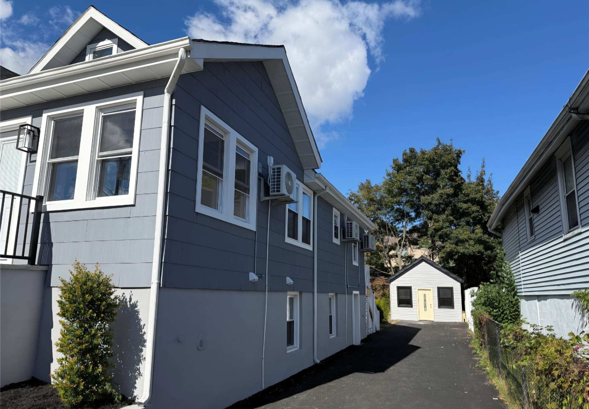 Little Ferry, New Jersey, 07643, United States, 5 Bedrooms Bedrooms, ,2 BathroomsBathrooms,Residential,For Sale,1983964