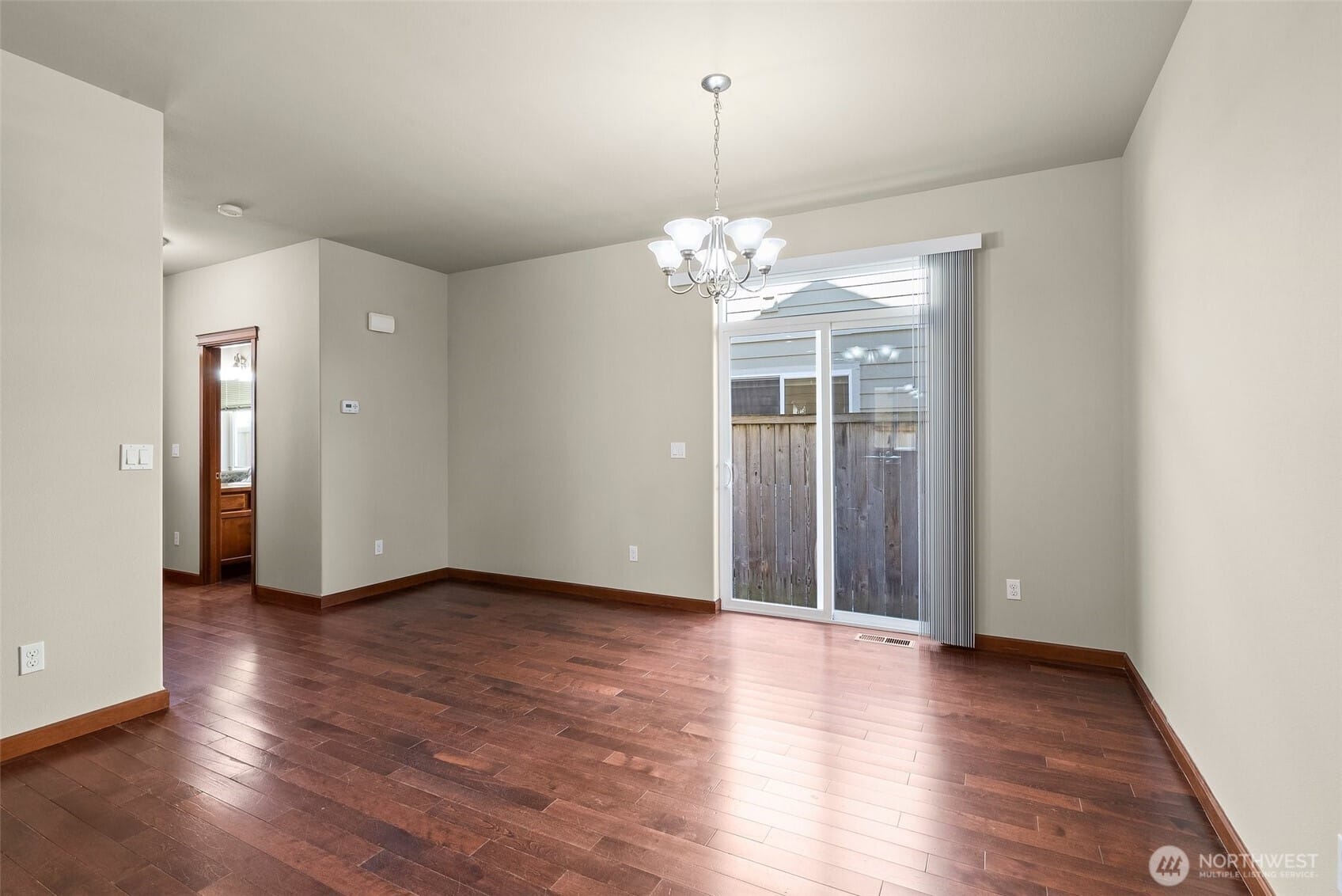 Puyallup, Washington, 98374, United States, 3 Bedrooms Bedrooms, ,3 BathroomsBathrooms,Residential,For Sale,1885383