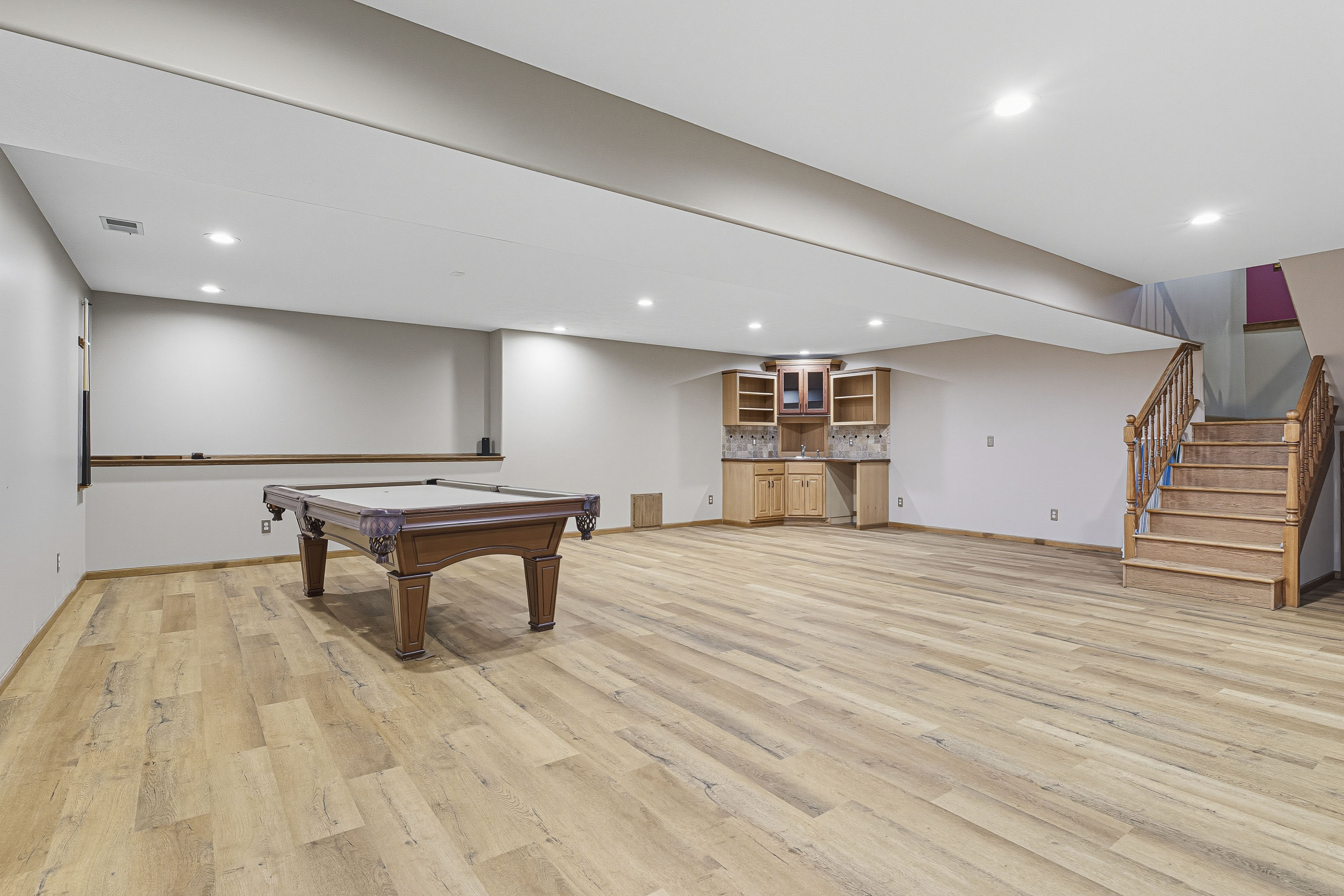 Manhattan, Kansas, 66502, United States, 5 Bedrooms Bedrooms, ,3 BathroomsBathrooms,Residential,For Sale,1960988