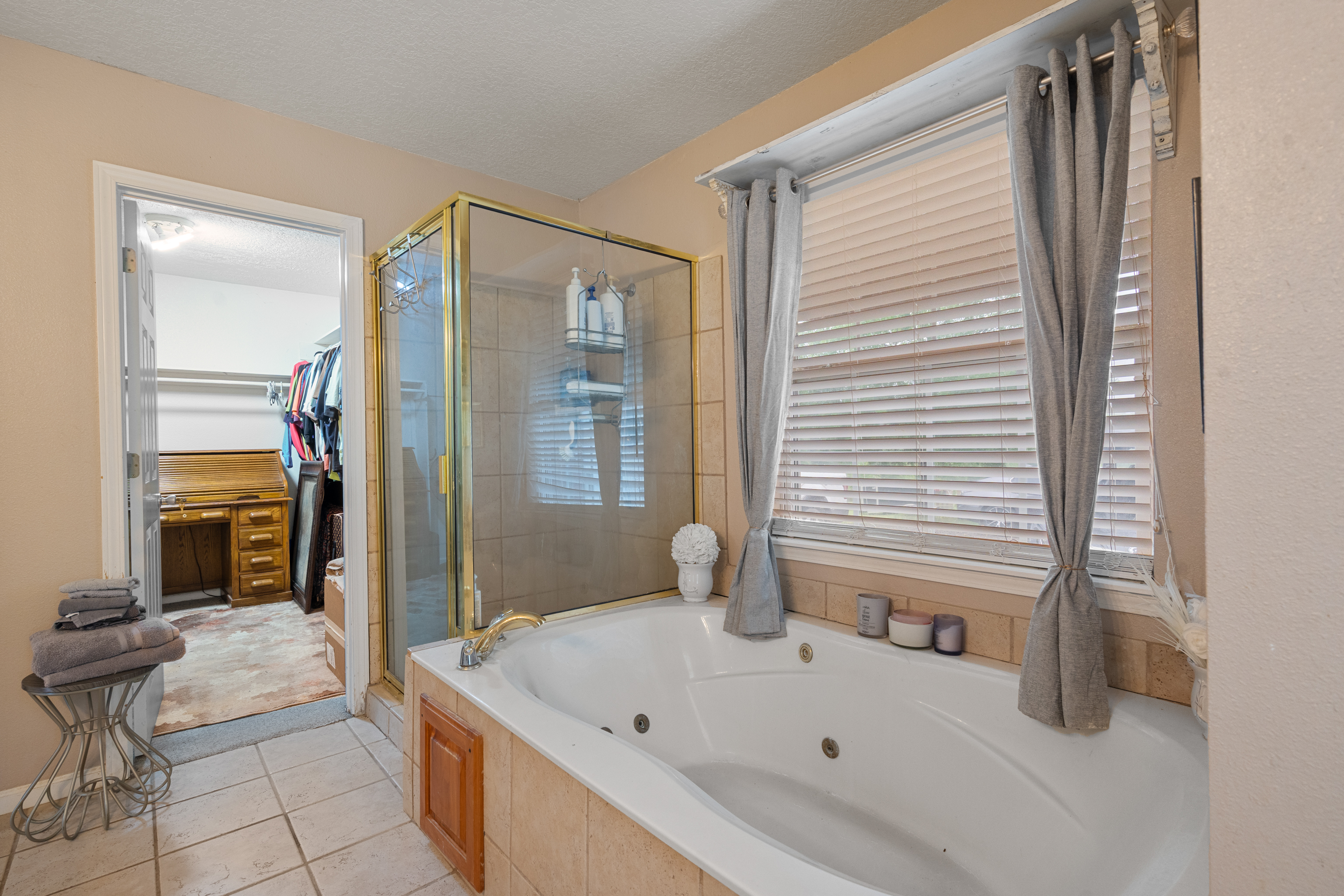 Glenwood, Arkansas, 71943, United States, 4 Bedrooms Bedrooms, ,4 BathroomsBathrooms,Residential,For Sale,1819538