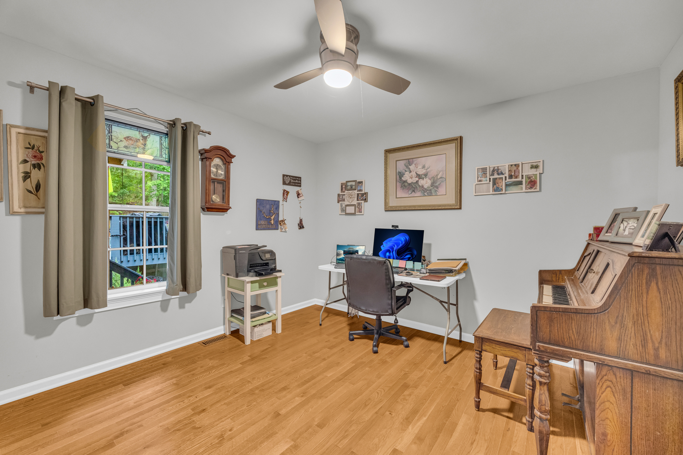 Hartwell, Georgia, 30643, United States, 2 Bedrooms Bedrooms, ,1 BathroomBathrooms,Residential,For Sale,1908192