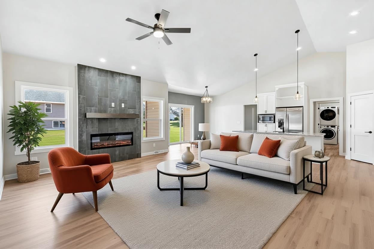 GREEN BAY, Wisconsin, 54311, United States, 3 Bedrooms Bedrooms, ,2 BathroomsBathrooms,Residential,For Sale,1998458