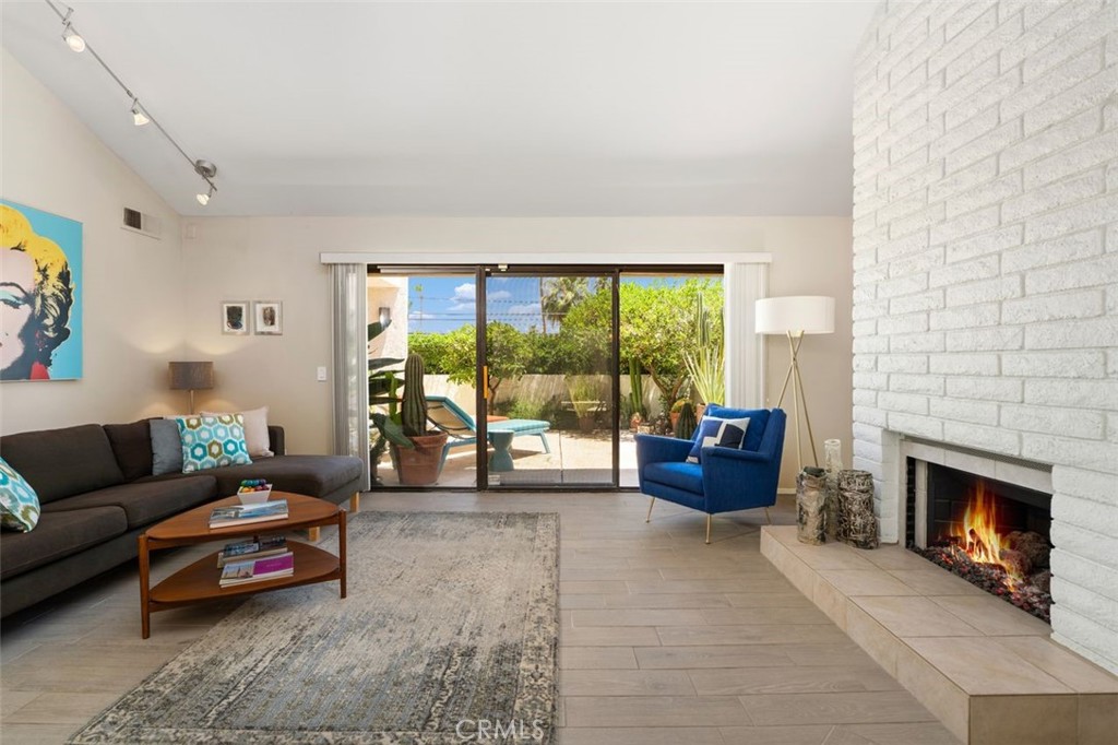 Palm Desert, California, 92260, United States, 3 Bedrooms Bedrooms, ,2 BathroomsBathrooms,Residential,For Sale,1885194