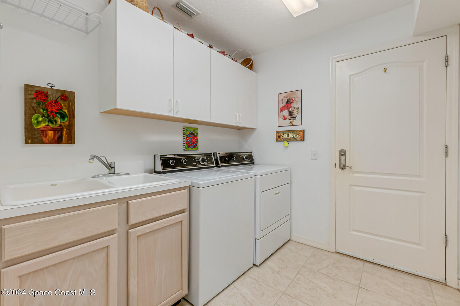 Indialantic, Florida, 32903, United States, 4 Bedrooms Bedrooms, ,3 BathroomsBathrooms,Residential,For Sale,1794760