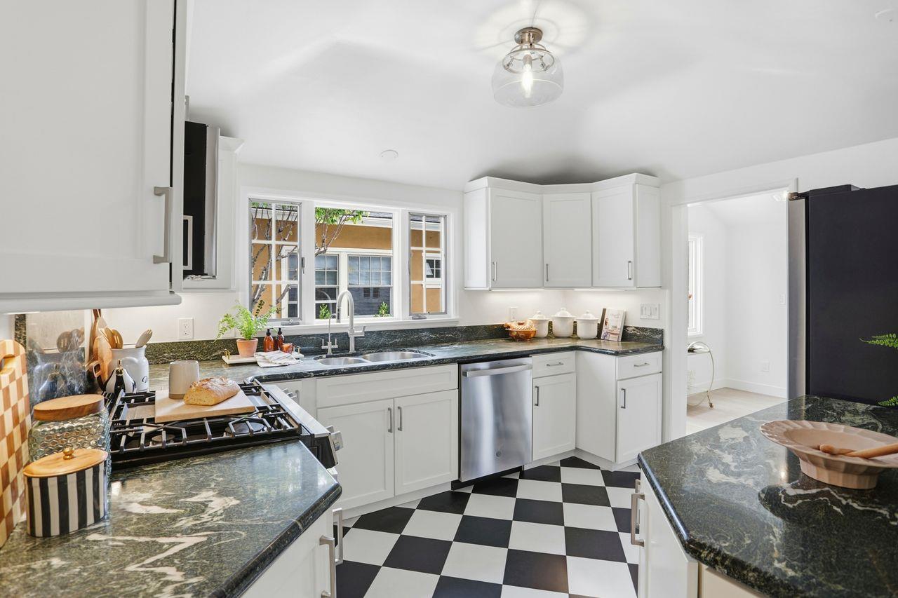 San Jose, California, 95126, United States, 4 Bedrooms Bedrooms, ,3 BathroomsBathrooms,Residential,For Sale,1988226