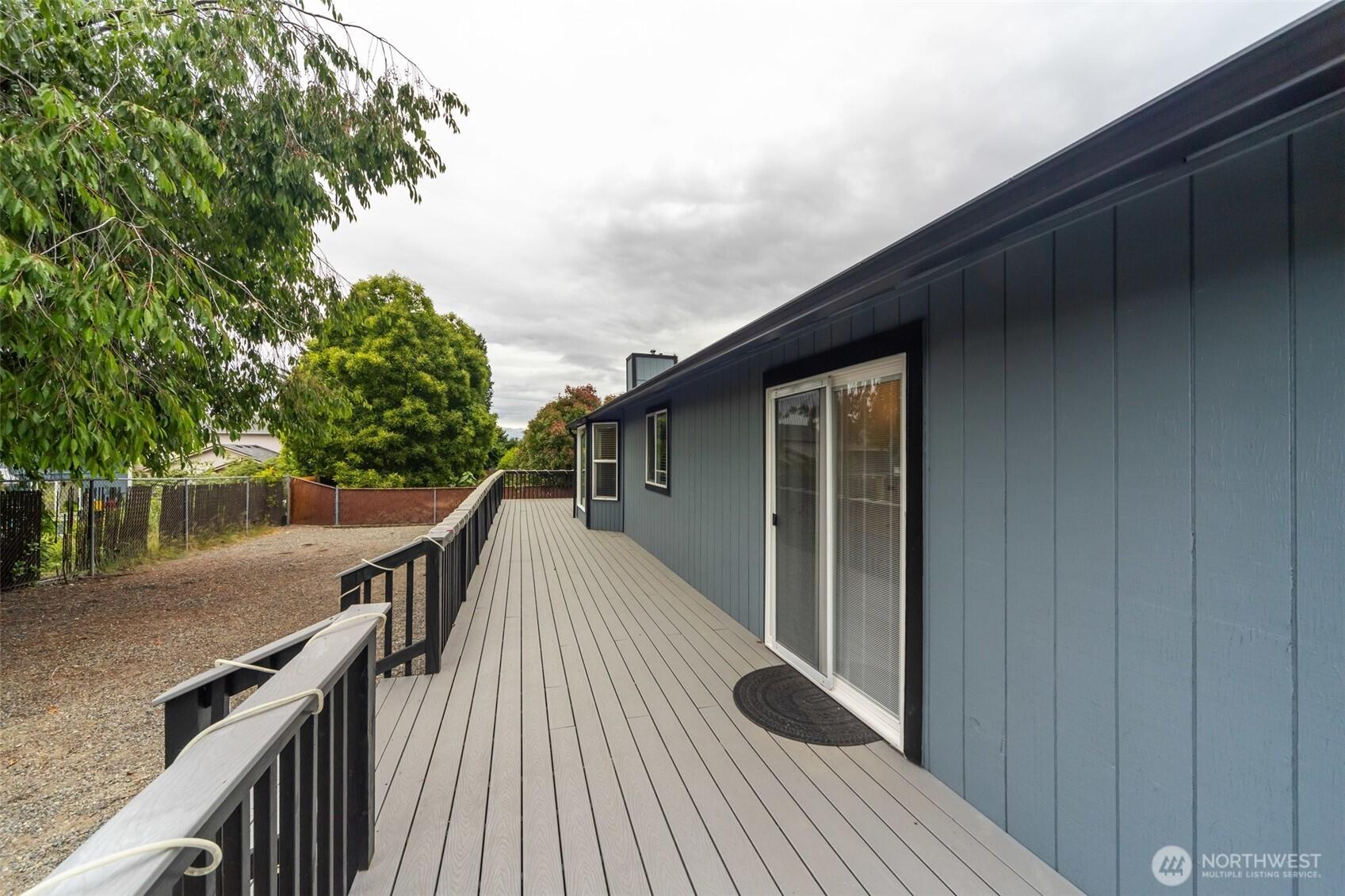TACOMA, Washington, 98422, United States, 4 Bedrooms Bedrooms, ,2 BathroomsBathrooms,Residential,For Sale,1882641