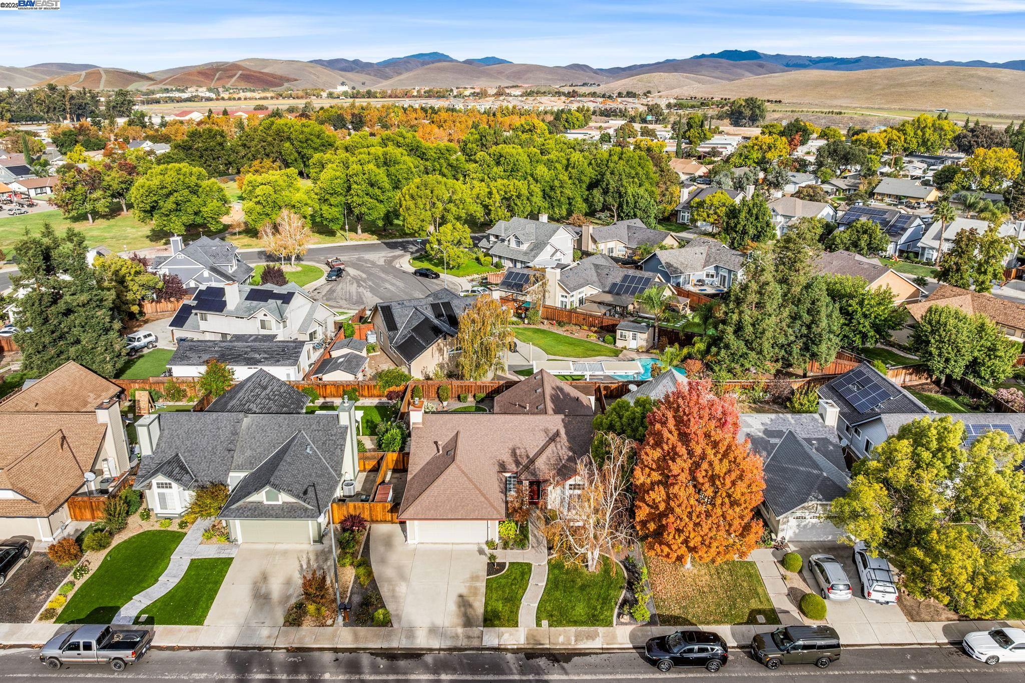 Livermore, California, 94551, United States, 3 Bedrooms Bedrooms, ,2 BathroomsBathrooms,Residential,For Sale,1991919