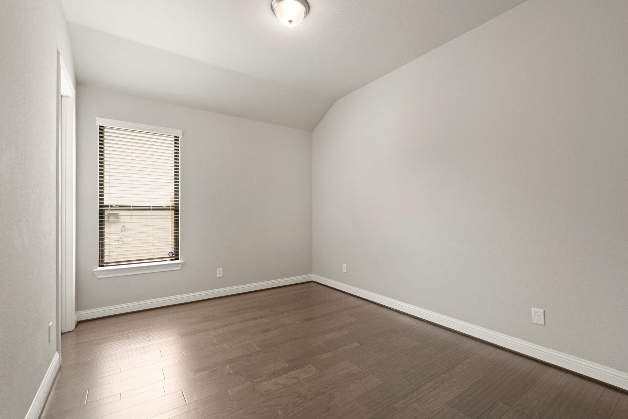 Katy, Texas, 77494, United States, 4 Bedrooms Bedrooms, ,3 BathroomsBathrooms,Residential,For Sale,1903819