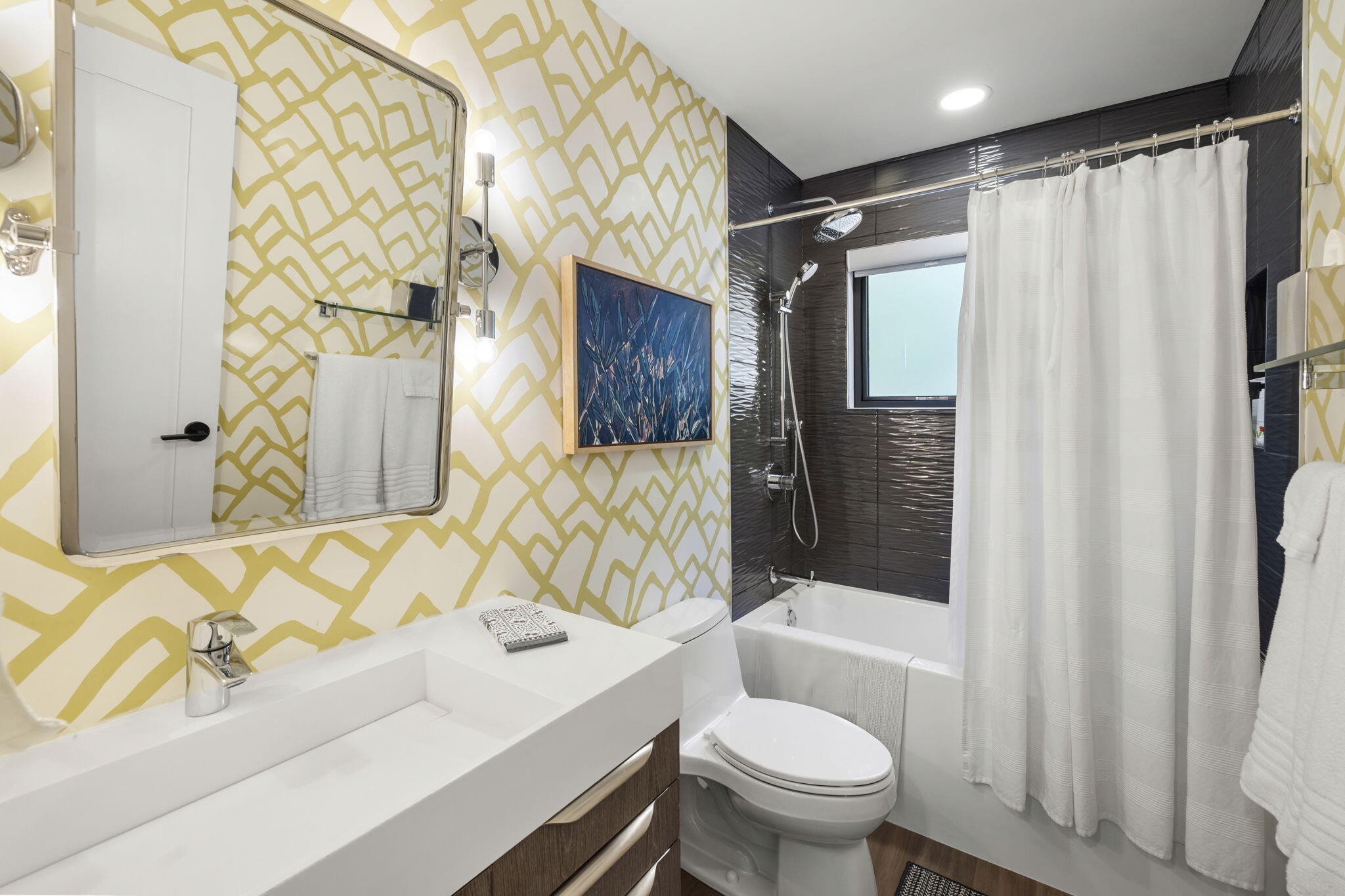 Michigan City, Indiana, 46360, United States, 3 Bedrooms Bedrooms, ,3 BathroomsBathrooms,Residential,For Sale,1988114