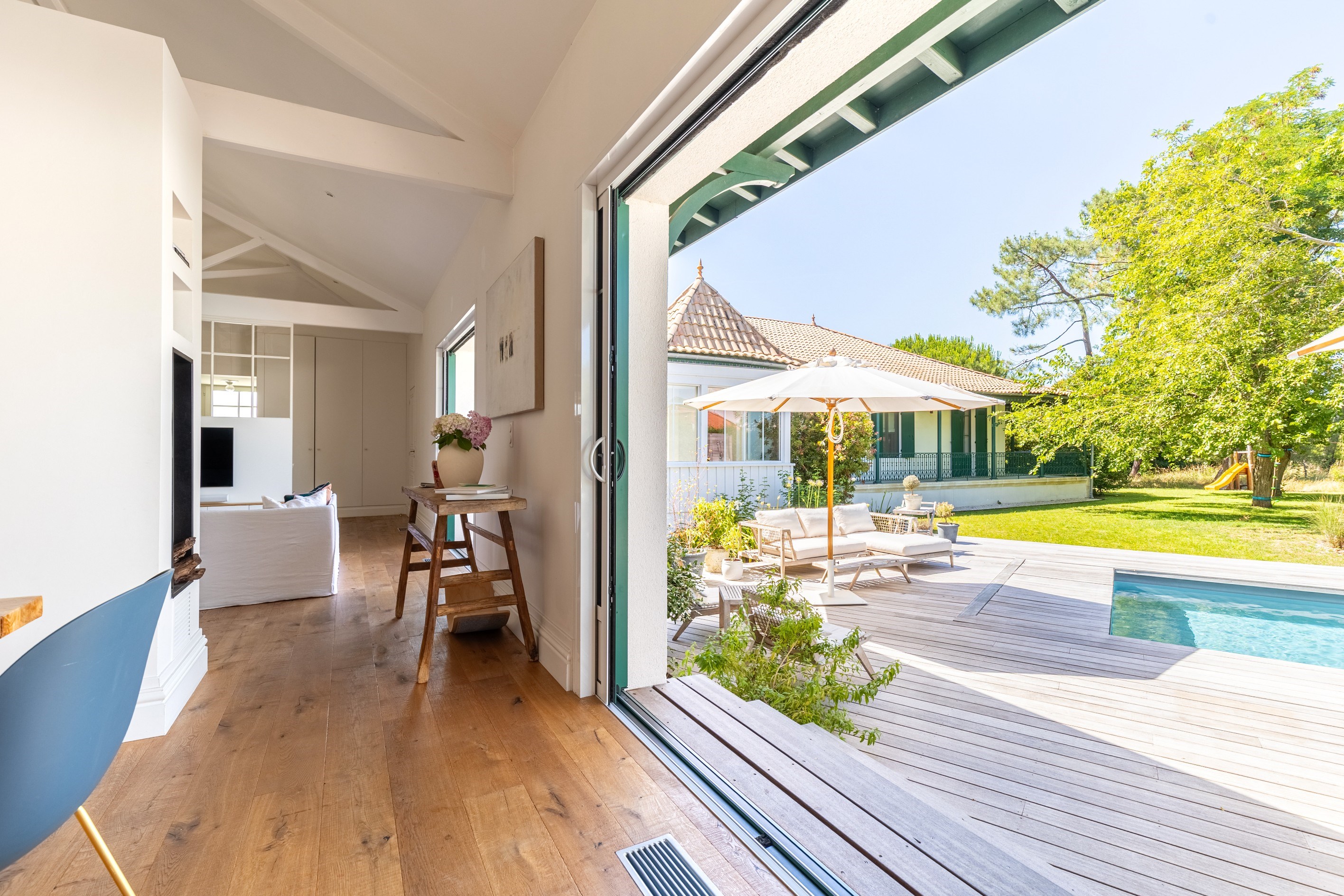  AN EXCEPTIONAL ESTATE ELEGANTLY REIMAGINED - 物件實景