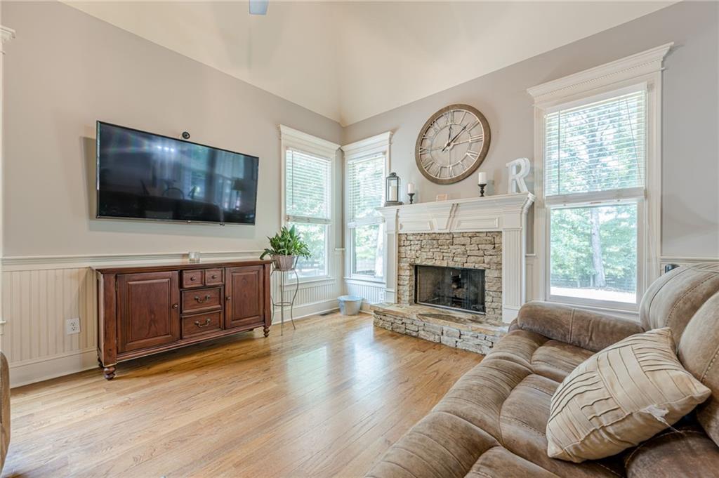 Ball Ground, Georgia, 30107, United States, 4 Bedrooms Bedrooms, ,3 BathroomsBathrooms,Residential,For Sale,1914158