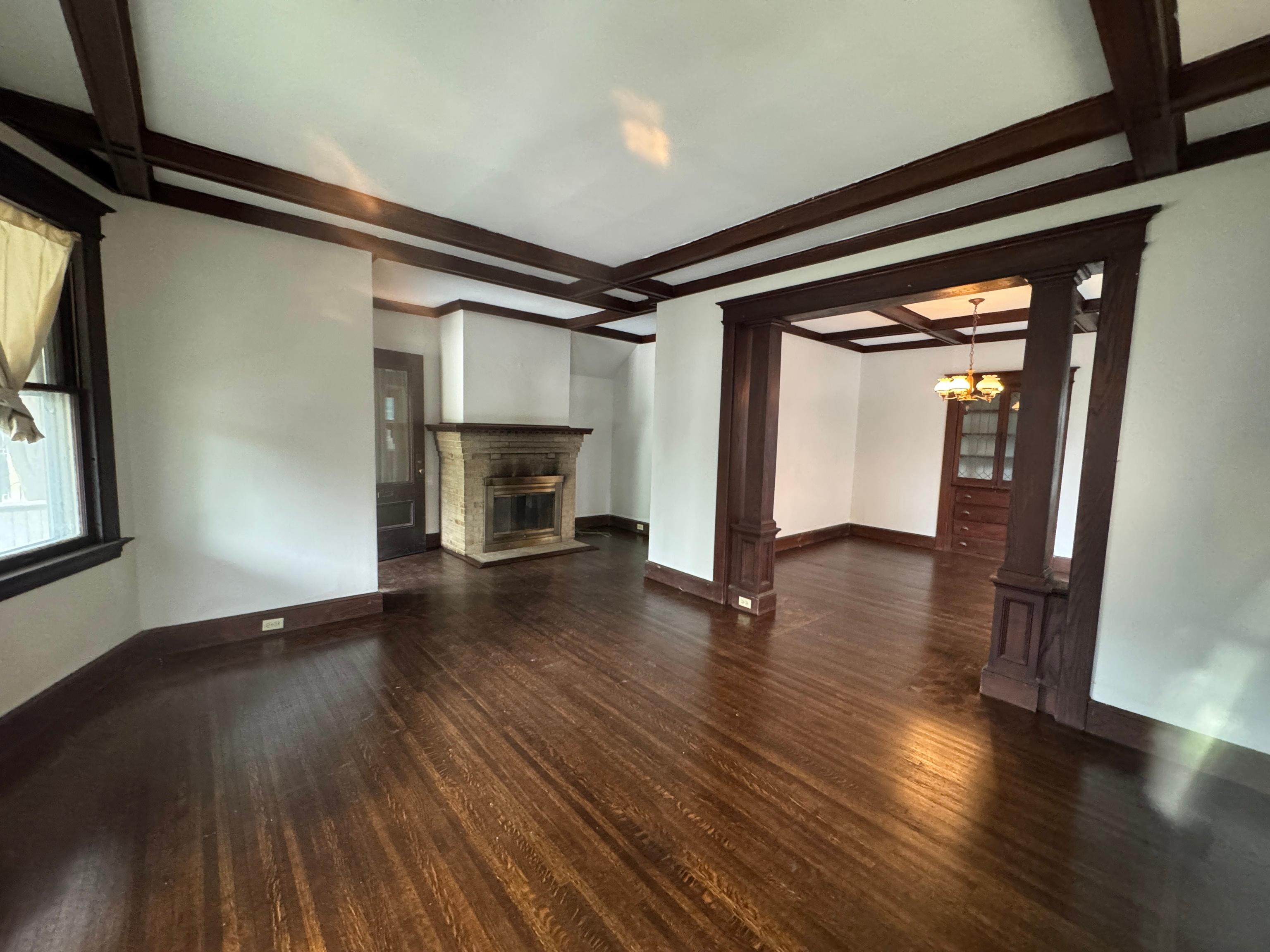 New Haven, Connecticut, 06511, United States, 8 Bedrooms Bedrooms, ,3 BathroomsBathrooms,Residential,For Sale,1992477