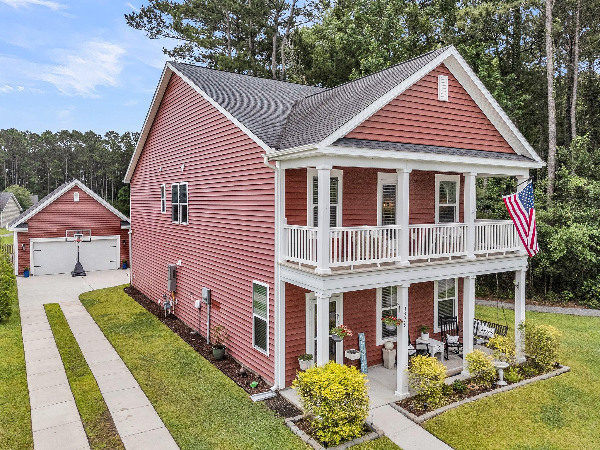 Charleston, South Carolina, 29414, United States, 4 Bedrooms Bedrooms, ,3 BathroomsBathrooms,Residential,For Sale,1979089