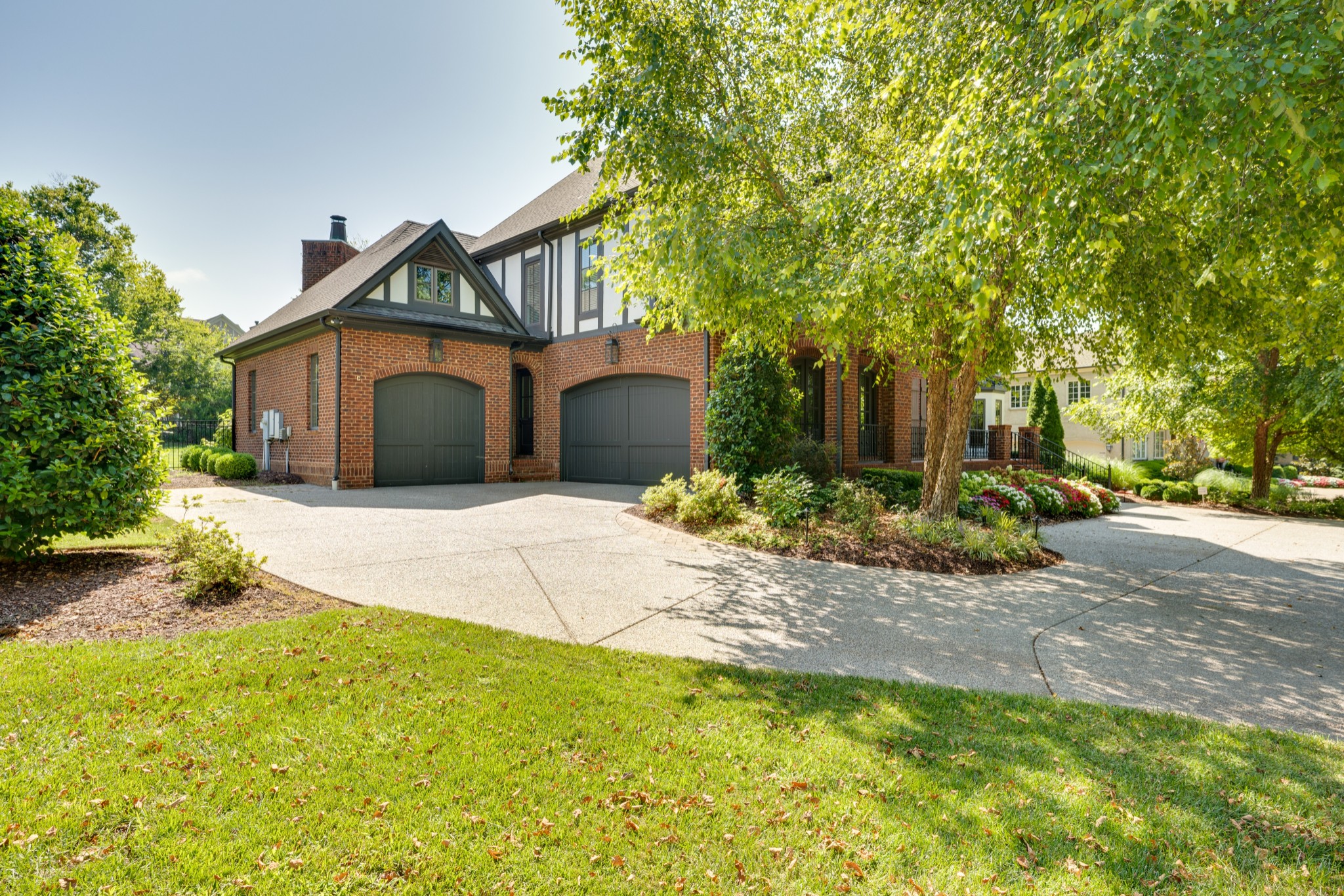 Brentwood, Tennessee, 37027, United States, 5 Bedrooms Bedrooms, ,7 BathroomsBathrooms,Residential,For Sale,2002068