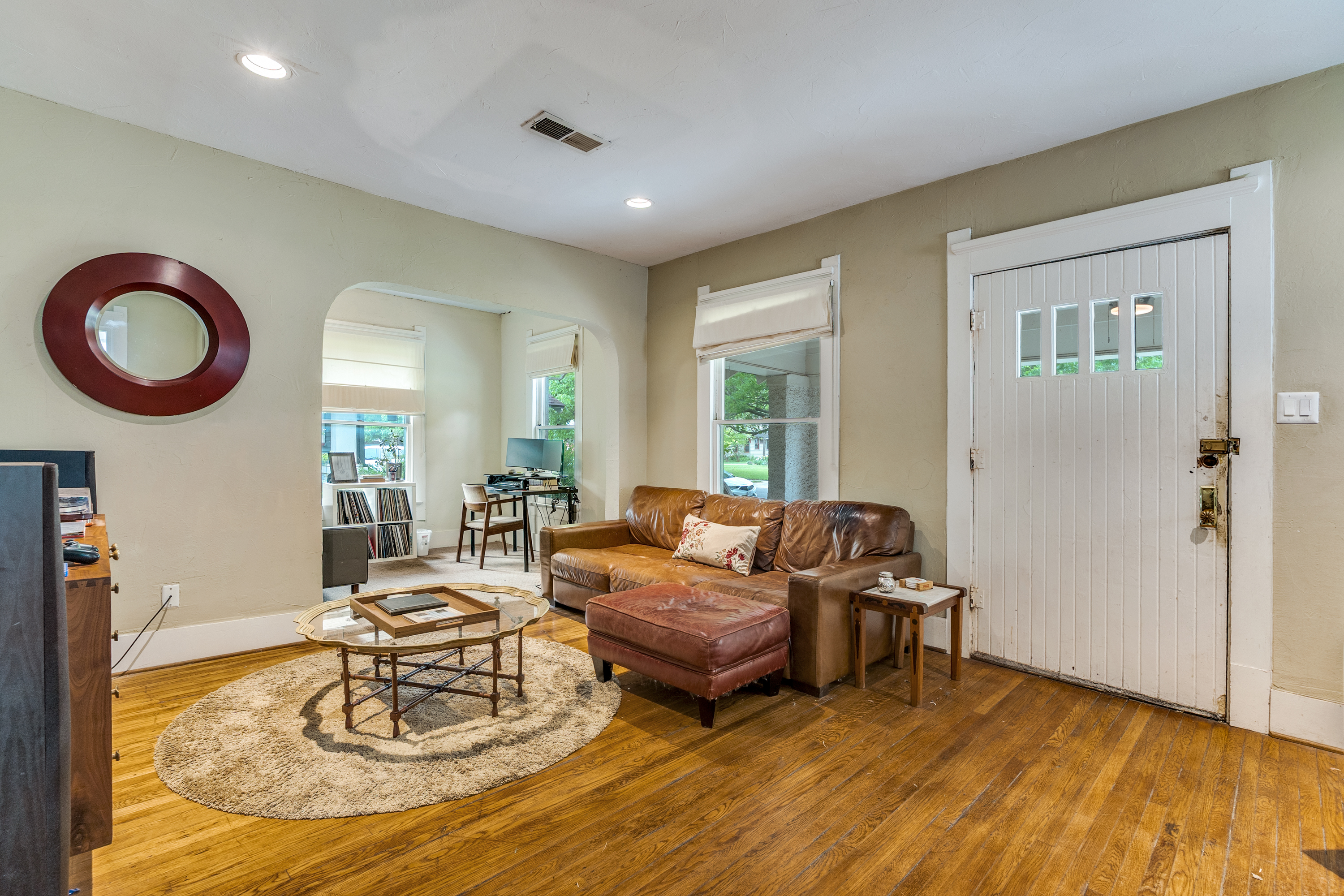  Value Opportunity in Winnetka Heights - 物件實景