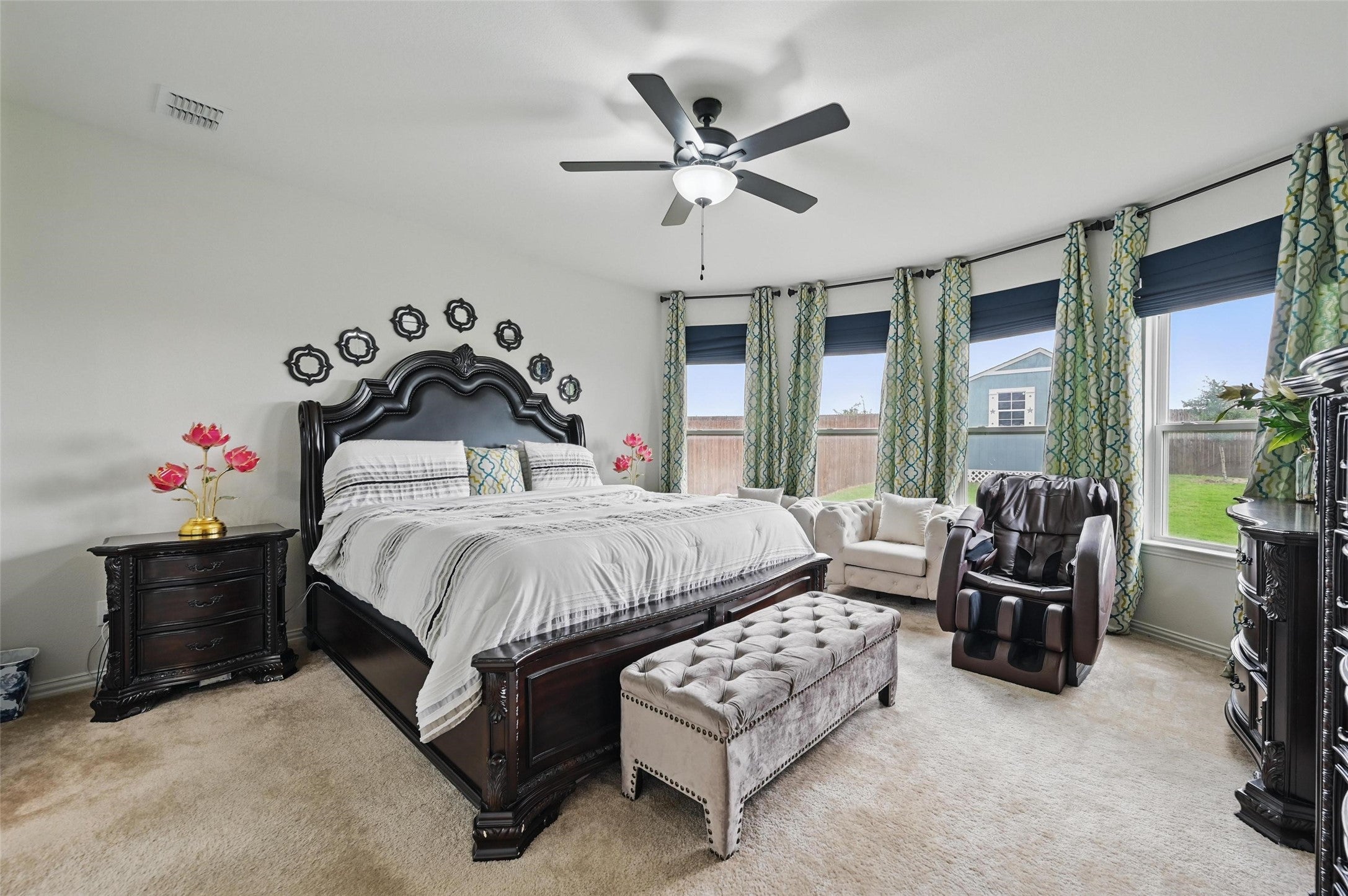 Fort Worth, Texas, 76052, United States, 4 Bedrooms Bedrooms, ,4 BathroomsBathrooms,Residential,For Sale,1980397