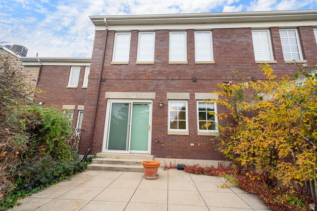 Salt Lake City, Utah, 84103, United States, 2 Bedrooms Bedrooms, ,3 BathroomsBathrooms,Residential,For Sale,2013239