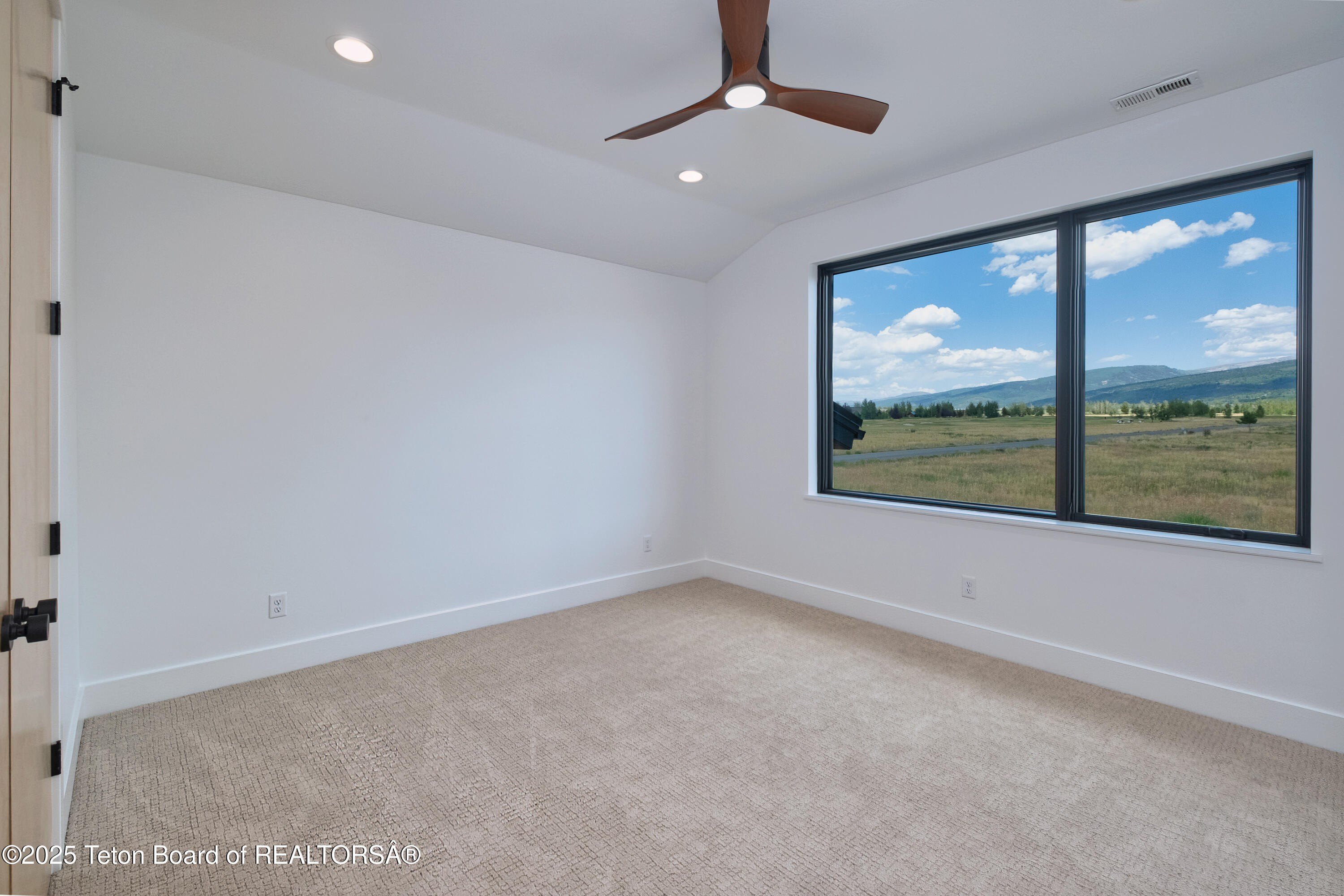 Victor, Idaho, 83455, United States, 4 Bedrooms Bedrooms, ,4 BathroomsBathrooms,Residential,For Sale,1979120