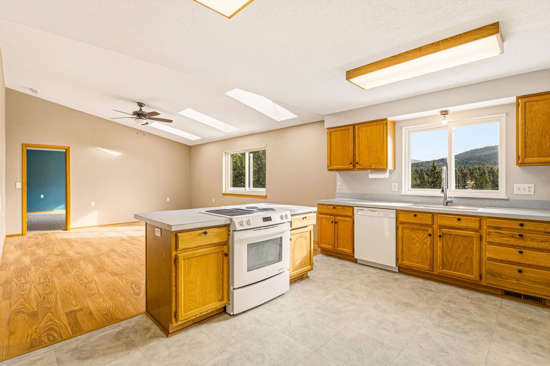  6678 SE Davis Loop Prineville, OR 97754 - 物件實景