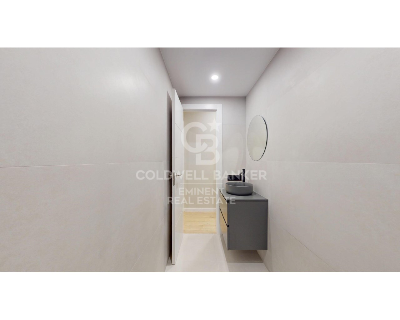 Barcelona, Catalonia, ES, 3 Bedrooms Bedrooms, ,1 BathroomBathrooms,Residential,For Sale,1949864