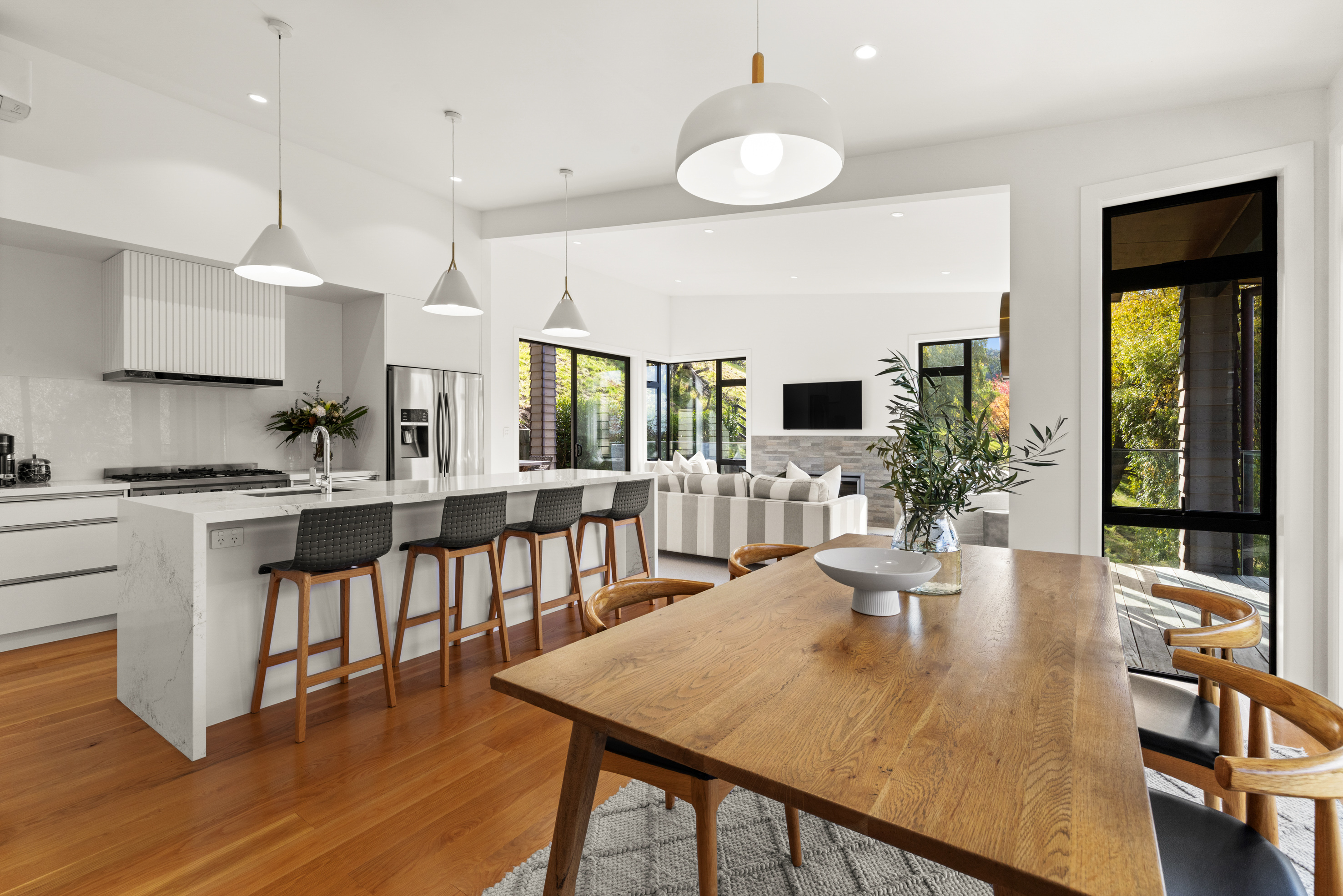  Taradale Executive Living with Apartment - 物件實景