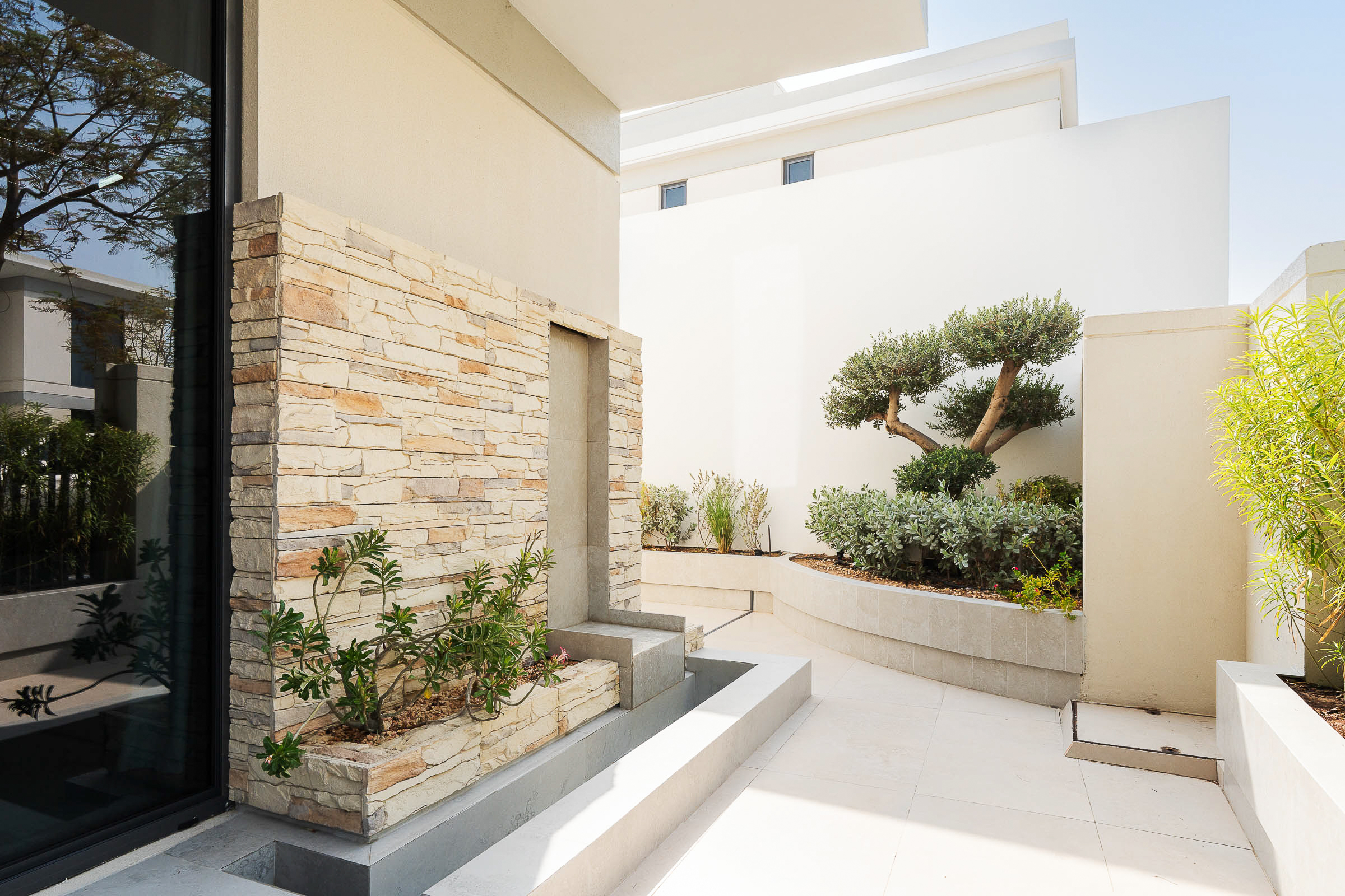 Vast Tilal Al Ghaf Villa with Elegant Upgrades - 物件實景