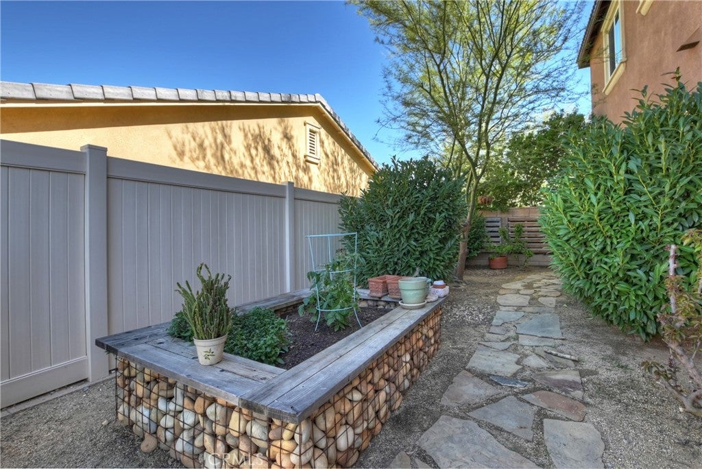 Beaumont, California, 92223, United States, 4 Bedrooms Bedrooms, ,5 BathroomsBathrooms,Residential,For Sale,1881232