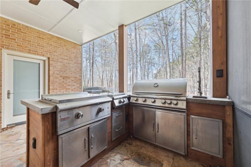 Buford, Georgia, 30518, United States, 6 Bedrooms Bedrooms, ,5 BathroomsBathrooms,Residential,For Sale,1976033