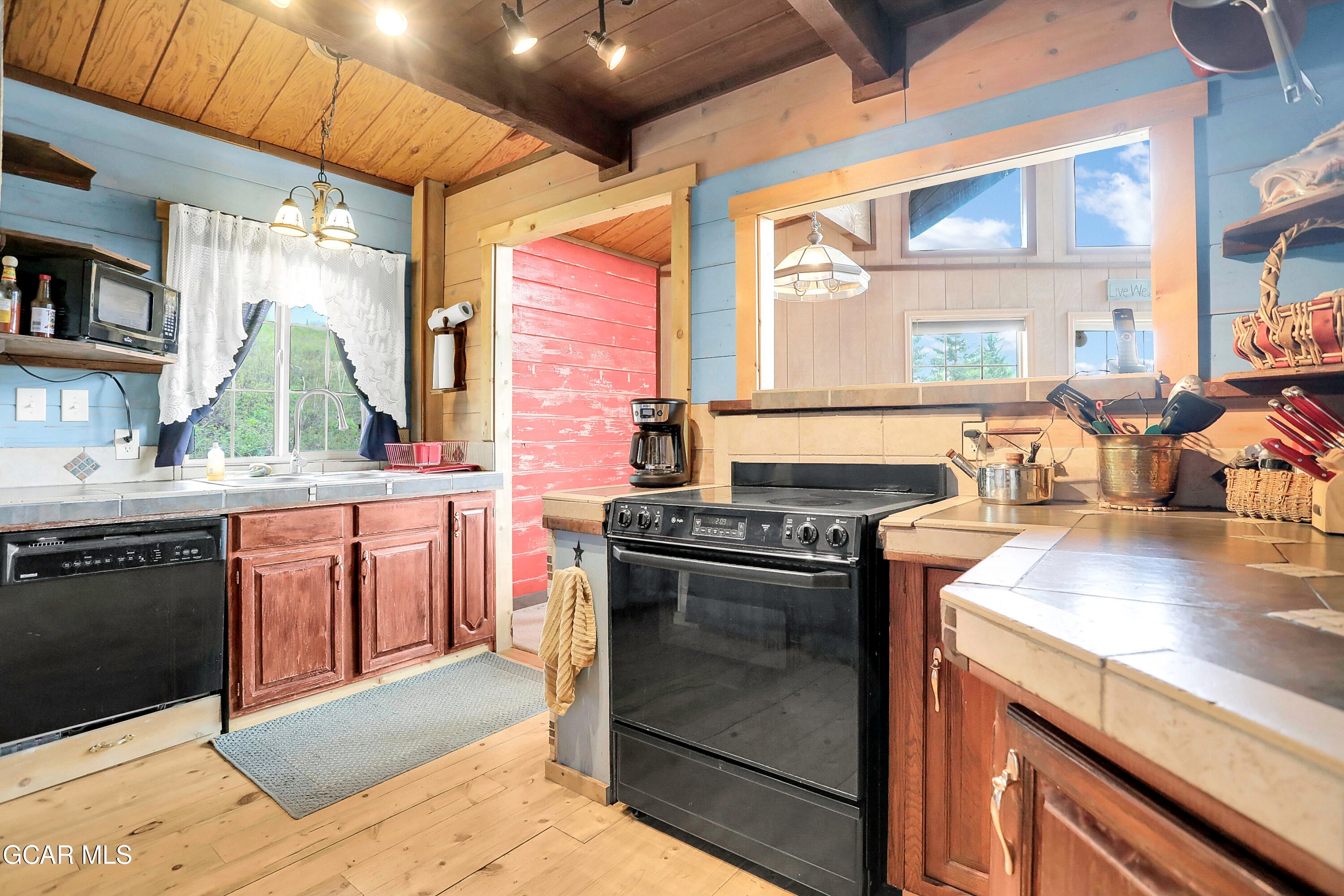 Kremmling, Colorado, 80459, United States, 3 Bedrooms Bedrooms, ,1 BathroomBathrooms,Residential,For Sale,1848925