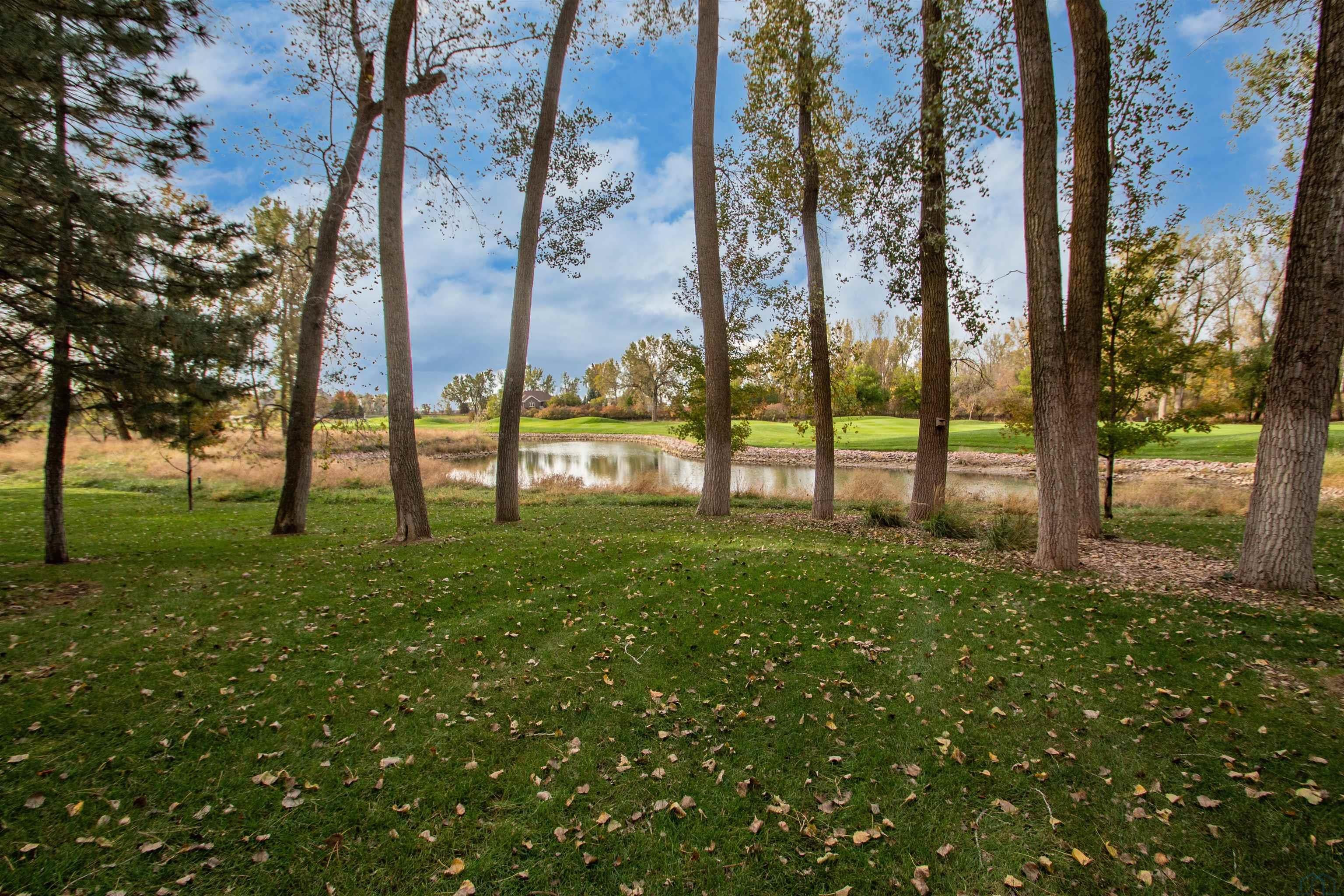 Dakota Dunes, South Dakota, 57049, United States, 4 Bedrooms Bedrooms, ,4 BathroomsBathrooms,Residential,For Sale,1977162